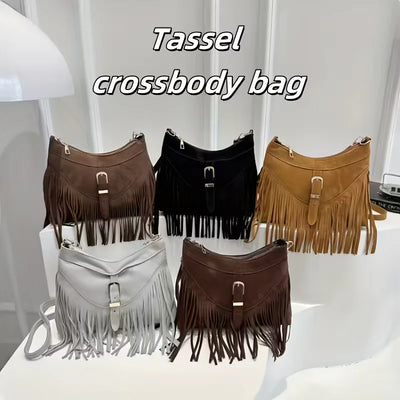 Aubrey-ova Rustična Elegancija | Torba sa Sued Fringom